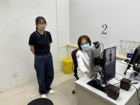 最新资讯 | 邱景辉副厅长调研三中心医院无障碍设施建设，考察我司智能手语翻译机应